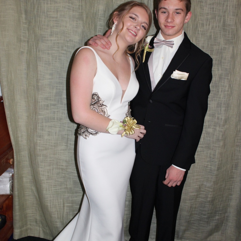 WHITE FAVIANA DRESS